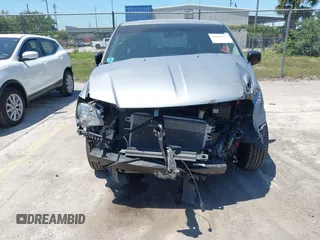 2016 Dodge Grand Caravan SE with VIN 2C4RDGBG9GR385847, listed as a IAAI auction lot 42042755 with 32,613 mi miles and . Bid and sale history available at DreamBid. Image 6.