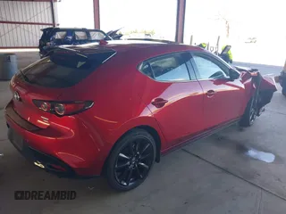 2021 Mazda 3 Premium Plus z VIN JM1BPBNY3M1332643, wystawiony jako IAAI lot #41536777 z przebiegiem 43 075 mil mil oraz . Historia ofert i sprzedaży dostępna na DreamBid. Obrazek 4.