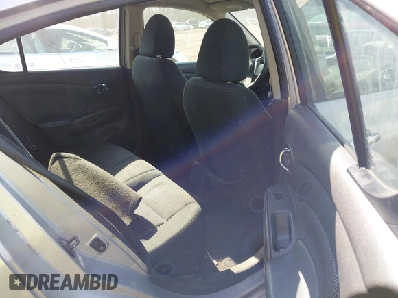 2016 Nissan Versa S Plus with VIN 3N1CN7AP5GL854811, listed as a IAAI auction lot 41903262 with 179,494 mi miles. Bid and sale history available at carsss.com. Image 8.