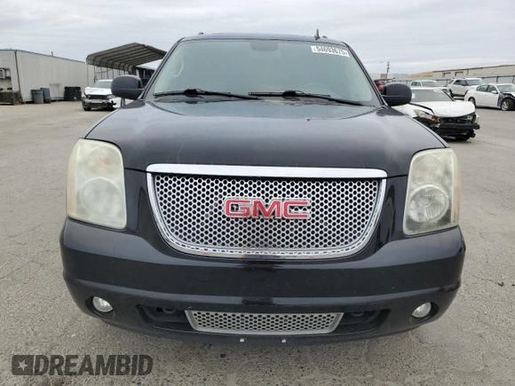 2011 GMC Yukon XL Denali with VIN 1GKS1MEFXBR309715, listed as a Copart auction lot 54693675 with 199,479 mi miles and Clean Title. Bid and sale history available at carsss.com. Image 5.