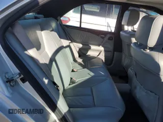 1998 Mercedes-Benz E-Class with VIN WDBJF65F0WA555650, listed as a Copart auction lot 44067875 with 133,145 mi miles and Salvage Title. Bid and sale history available at carsss.com. Image 10.