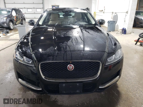 2018 Jaguar XF 25t Premium with VIN SAJBJ4FX7JCY56981, listed as a Copart auction lot 85208354 with 104,935 mi miles and Clean Title. Bid and sale history available at carsss.com. Image 5.