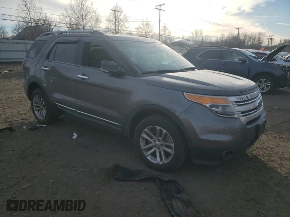 2013 Ford Explorer XLT z VIN 1FM5K8D88DGC08876, wystawiony jako Copart lot #88790155 z przebiegiem 89 876 mil mil oraz Szkoda całkowita • Salvage title. Historia ofert i sprzedaży dostępna na DreamBid. Obrazek 4.