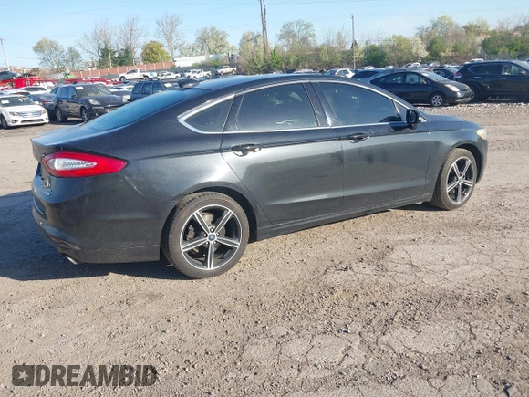 2013 Ford Fusion SE with VIN 3FA6P0HR5DR336439, listed as a IAAI auction lot 42065146 with 146,026 mi miles. Bid and sale history available at carsss.com. Image 4.