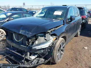 2021 Volvo XC90 Momentum with VIN YV4A22PK9M1749541, listed as a IAAI auction lot 41608773 with NaN miles. Bid and sale history available at carsss.com. Image 23.