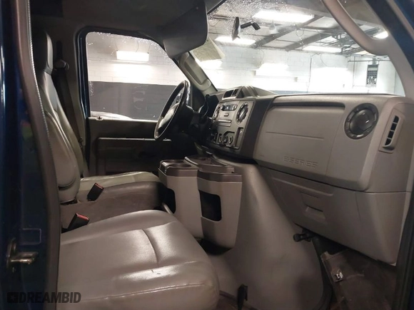 2012 Ford Econoline Cargo Van Recreational with VIN 1FTNE2EW5CDA08477, listed as a IAAI auction lot 41695526 with NaN miles. Bid and sale history available at carsss.com. Image 5.