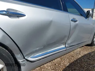 2007 Lexus LS 460 L с VIN JTHGL46F175020133, выставлен на аукционе IAAI как лот 41641173 с пробегом 179 107 миль миль и . История ставок и продаж доступна на DreamBid. Изображение 6.