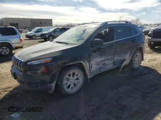 2018 Jeep Cherokee Latitude Plus with VIN 1C4PJLLX0JD584108, listed as a Copart auction lot 47093205 with 62,208 mi miles and Salvage Title. Bid and sale history available at carsss.com. Image 1.