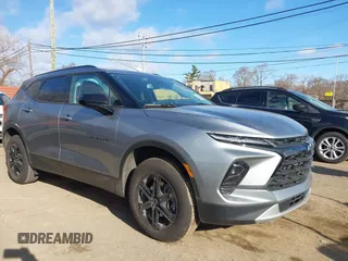 2024 Chevrolet Blazer LT с VIN 3GNKBCR40RS260485, выставлен на аукционе IAAI как лот 41857123 с пробегом 7 565 миль миль и . История ставок и продаж доступна на DreamBid. Изображение 1.