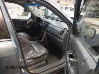 2005 Honda Pilot EX-L with RES with VIN 2HKYF18615H515907, listed as a IAAI auction lot 41520756 with 172,939 mi miles. Bid and sale history available at carsss.com. Image 5.