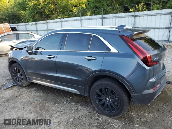 2019 Cadillac XT4 FWD Premium Luxury z VIN 1GYFZCR47KF123621, wystawiony jako Copart lot #69766894 z przebiegiem 68 191 mil mil oraz Szkody całkowita. Historia ofert i sprzedaży dostępna na DreamBid. Obrazek 2.