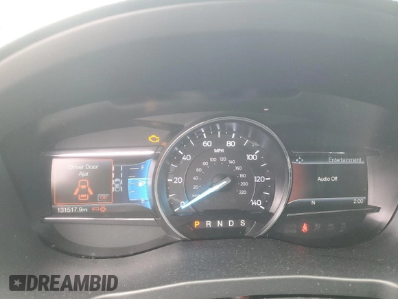 2019 Ford Explorer XLT z VIN 1FM5K8D84KGA57144, wystawiony jako Copart lot #60521115 z przebiegiem 131 517 mil mil oraz Szkoda całkowita • Salvage title. Historia ofert i sprzedaży dostępna na DreamBid. Obrazek 9.