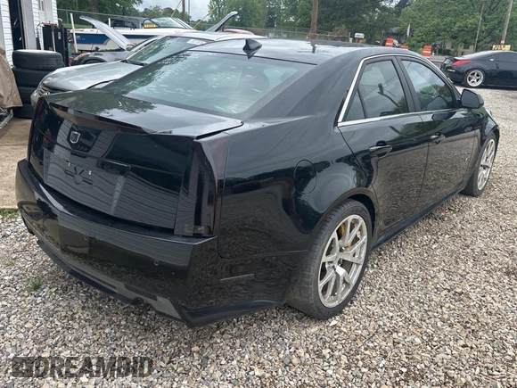 2012 Cadillac CTS-V z VIN 1G6DV5EP6C0147260, wystawiony jako Copart lot #54858355 z przebiegiem 127 197 mil mil oraz Szkoda całkowita • Salvage title. Historia ofert i sprzedaży dostępna na DreamBid. Obrazek 4.