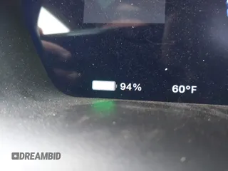 2016 Tesla Model X 70D with VIN 5YJXCBE20GF016173, listed as a IAAI auction lot 41809725 with 116,198 mi miles. Bid and sale history available at carsss.com. Image 17.