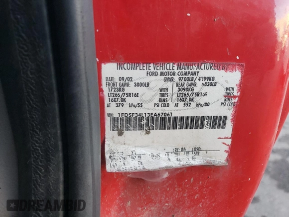 2003 Ford F-350 z VIN 1FDSF34L13EA67061, wystawiony jako Copart lot #82886924 z przebiegiem 159 097 mil mil oraz Czysty tytuł • Clean title. Historia ofert i sprzedaży dostępna na DreamBid. Obrazek 13.