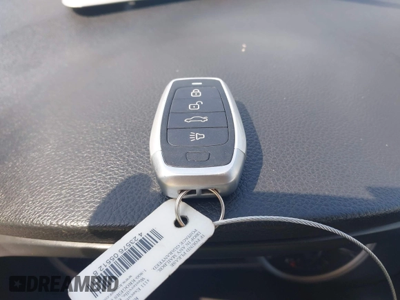 2019 Nissan Sentra S z VIN 3N1AB7AP6KY413233, wystawiony jako IAAI lot #42281572 z przebiegiem 111 297 mil mil oraz . Historia ofert i sprzedaży dostępna na DreamBid. Obrazek 11.