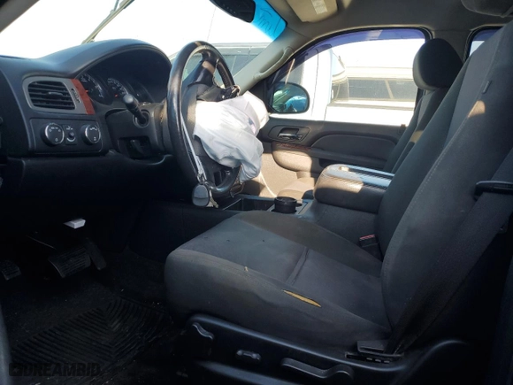 2010 Chevrolet Avalanche LS with VIN 3GNVKEE04AG229050, listed as a Copart auction lot 86075384 with 140,778 mi miles and Salvage Title. Bid and sale history available at carsss.com. Image 7.