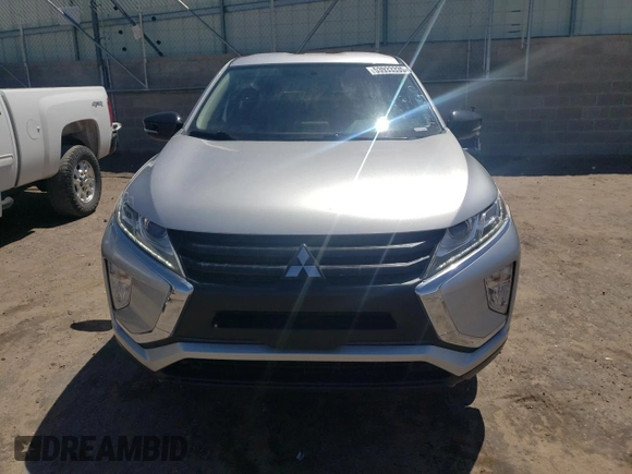2019 Mitsubishi Eclipse Cross LE z VIN JA4AT4AA3KZ011609, wystawiony jako Copart lot #53933335 z przebiegiem 70 789 mil mil oraz Szkody całkowita. Historia ofert i sprzedaży dostępna na DreamBid. Obrazek 5.