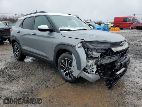 2023 Chevrolet TrailBlazer ACTIV with VIN KL79MSSL3PB182819, listed as a Copart auction lot 44327695 with 15,252 mi miles and Salvage Title. Bid and sale history available at DreamBid. Image 4.