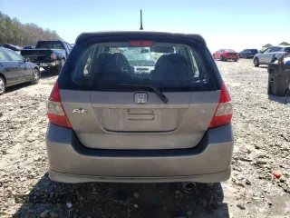 2007 Honda Fit Sport with VIN JHMGD38677S063204, listed as a Copart auction lot 48680995 with 233,496 mi miles and Salvage Title. Bid and sale history available at carsss.com. Image 6.