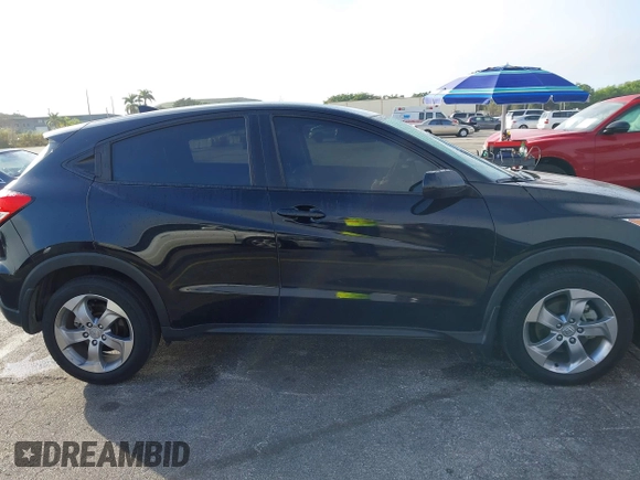 2021 Honda HR-V LX with VIN 3CZRU5H33MM730828, listed as a IAAI auction lot 41500882 with 48,503 mi miles. Bid and sale history available at carsss.com. Image 14.