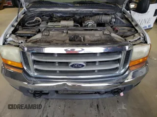 2000 Ford Super Duty F-250 XL with VIN 1FTNW21F2YEE31635, listed as a Copart auction lot 69854734 with 442,635 mi miles and Salvage Title. Bid and sale history available at carsss.com. Image 11.