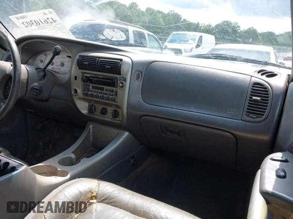 2001 Ford Explorer Sport Trac with VIN 1FMZU67E51UC75790, listed as a IAAI auction lot 42610302 with 424,045 mi miles and . Bid and sale history available at DreamBid. Image 5.