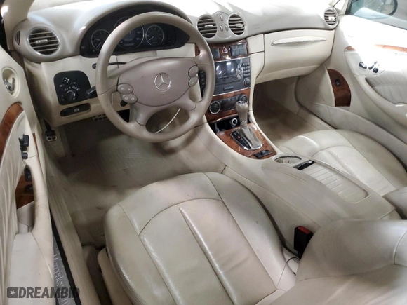 2008 Mercedes-Benz CLK-Class 3.5L with VIN WDBTK56F08F257005, listed as a Copart auction lot 49052025 with 139,698 mi miles and Clean Title. Bid and sale history available at carsss.com. Image 8.