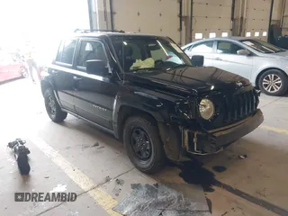 2015 Jeep Patriot Sport z VIN 1C4NJPBA1FD314615, wystawiony jako IAAI lot #42283278 z przebiegiem 80 768 mil mil oraz . Historia ofert i sprzedaży dostępna na DreamBid. Obrazek 1.