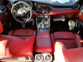 2018 Alfa Romeo Giulia Ti Sport with VIN ZARFAEEN6J7564744, listed as a Copart auction lot 85577794 with 59,395 mi miles and Salvage Title. Bid and sale history available at carsss.com. Image 8.