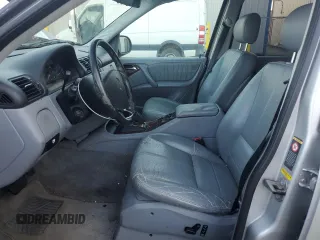 2000 Mercedes-Benz M 320/430/500 with VIN 4JGAB72E0YA167962, listed as a Copart auction lot 89158575 with 194,471 mi miles and Salvage title. Bid and sale history available at DreamBid. Image 7.