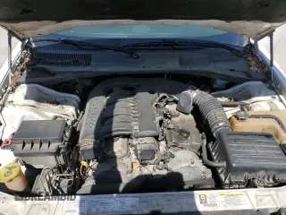 2006 Chrysler 300 Touring with VIN 2C3KA53G66H496216, listed as a Copart auction lot 49983155 with 152,302 mi miles and Salvage Title. Bid and sale history available at carsss.com. Image 12.