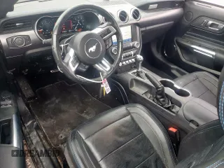 2019 Ford Mustang GT z VIN 1FA6P8CF5K5122630, wystawiony jako Copart lot #57345845 z przebiegiem 60 281 mil mil oraz Szkoda całkowita • Salvage title. Historia ofert i sprzedaży dostępna na DreamBid. Obrazek 8.