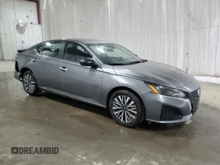 2025 Nissan Altima SV with VIN 1N4BL4DV7SN362397, listed as a Copart auction lot 53631075 with 3,476 mi miles and Salvage Title. Bid and sale history available at DreamBid. Image 4.