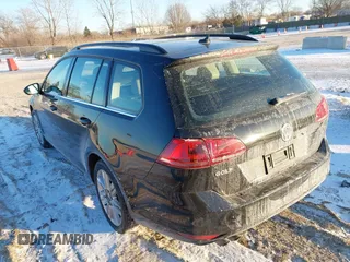 2015 Volkswagen Golf SportWagen TDI SE with VIN 3VWCA7AU0FM508329, listed as a IAAI auction lot 41406682 with 91,878 mi miles. Bid and sale history available at carsss.com. Image 3.