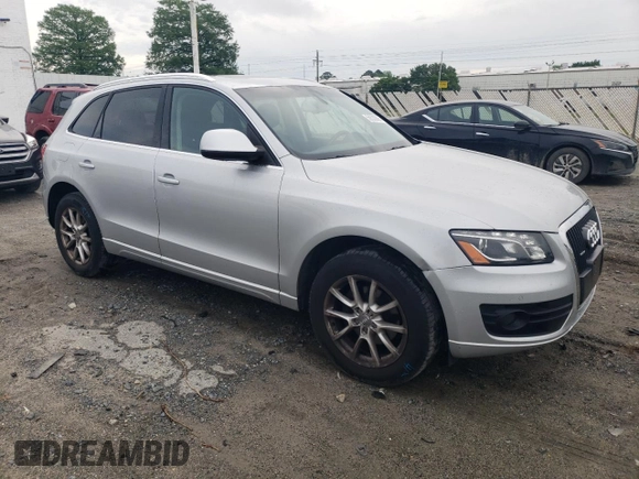 2011 Audi Q5 Premium Plus z VIN WA1LFAFP1BA104123, wystawiony jako Copart lot #56530895 z przebiegiem 153 958 mil mil oraz Szkoda całkowita • Salvage title. Historia ofert i sprzedaży dostępna na DreamBid. Obrazek 4.