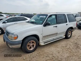 2001 Ford Explorer XLT with VIN 1FMZU63PX1ZA30705, listed as a Copart auction lot 57918865 with 233,418 mi miles and Clean title. Bid and sale history available at DreamBid. Image 1.