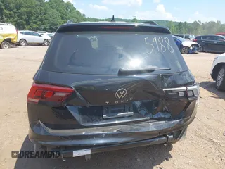 2024 Volkswagen Tiguan S с VIN 3VVRB7AX2RM041909, выставлен на аукционе IAAI как лот 42665616 с пробегом 43 092 миль миль и . История ставок и продаж доступна на DreamBid. Изображение 16.