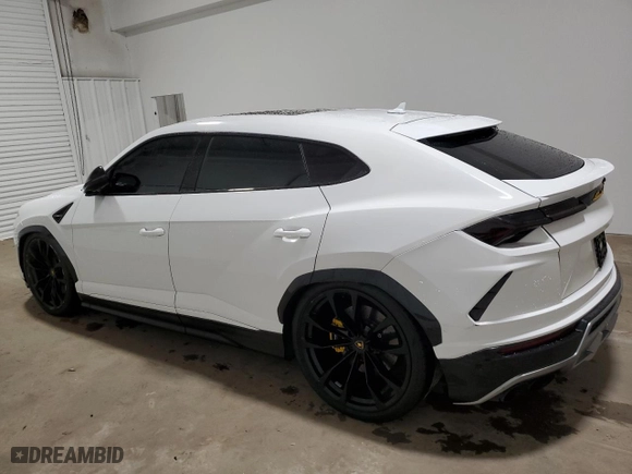 2019 Lamborghini Urus with VIN ZPBUA1ZL7KLA03750, listed as a Copart auction lot 75397654 with 0 mi miles and Salvage Title. Bid and sale history available at carsss.com. Image 2.