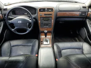 2005 Hyundai XG with VIN KMHFU45E05A380903, listed as a Copart auction lot 81461064 with 139,777 mi miles and Salvage Title. Bid and sale history available at carsss.com. Image 8.