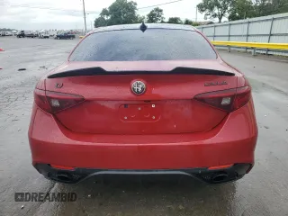 2019 Alfa Romeo Giulia Ti с VIN ZARFANBN3K7606373, выставлен на аукционе Copart как лот 61106055 с пробегом Не указан миль и Списание • Salvage title. История ставок и продаж доступна на DreamBid. Изображение 6.