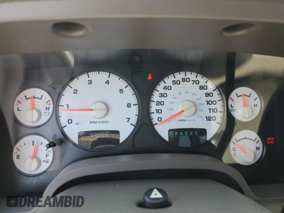 2005 Dodge 1500 SLT z VIN 1D7HU18D05S145030, wystawiony jako Copart lot #60825845 z przebiegiem 91 205 mil mil oraz Szkoda całkowita • Salvage title. Historia ofert i sprzedaży dostępna na DreamBid. Obrazek 9.