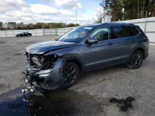 2023 Volkswagen Tiguan SE z VIN 3VV3B7AX4PM044961, wystawiony jako Copart lot #80820964 z przebiegiem 35 624 mil mil oraz Szkoda całkowita • Salvage title. Historia ofert i sprzedaży dostępna na DreamBid. Obrazek 1.