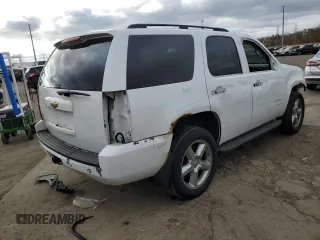 2009 Chevrolet Tahoe 1LT z VIN 1GNFK230X9R249644, wystawiony jako Copart lot #85458774 z przebiegiem 231 448 mil mil oraz Czysty tytuł • Clean title. Historia ofert i sprzedaży dostępna na DreamBid. Obrazek 3.
