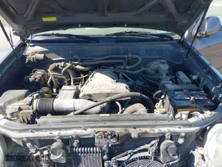 2004 Toyota Sequoia SR5 with VIN 5TDZT34A84S216376, listed as a IAAI auction lot 41884418 with 284,930 mi miles. Bid and sale history available at carsss.com. Image 10.