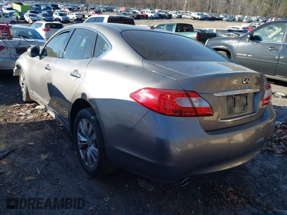 2013 Infiniti M37 with VIN JN1BY1AP3DM511643, listed as a IAAI auction lot 41166670 with Not Provided miles. Bid and sale history available at carsss.com. Image 3.