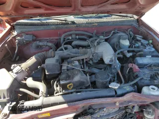2001 Toyota Tacoma with VIN 5TEWM72NX1Z842202, listed as a Copart auction lot 53111405 with 304,857 mi miles and Salvage title. Bid and sale history available at DreamBid. Image 12.