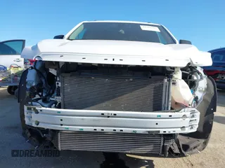 2023 GMC Acadia SLE z VIN 1GKKNKL44PZ195048, wystawiony jako IAAI lot #41916926 z przebiegiem 16 329 mil mil oraz . Historia ofert i sprzedaży dostępna na DreamBid. Obrazek 6.