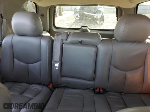 2005 Chevrolet Tahoe LT z VIN 1GNEK13T35J254273, wystawiony jako Copart lot #55088695 z przebiegiem Nie podano mil oraz Szkoda całkowita • Salvage title. Historia ofert i sprzedaży dostępna na DreamBid. Obrazek 10.