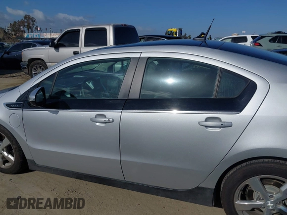 2012 Chevrolet Volt with VIN 1G1RB6E45CU100200, listed as a IAAI auction lot 41954928 with 179,431 mi miles and . Bid and sale history available at carsss.com. Image 15.